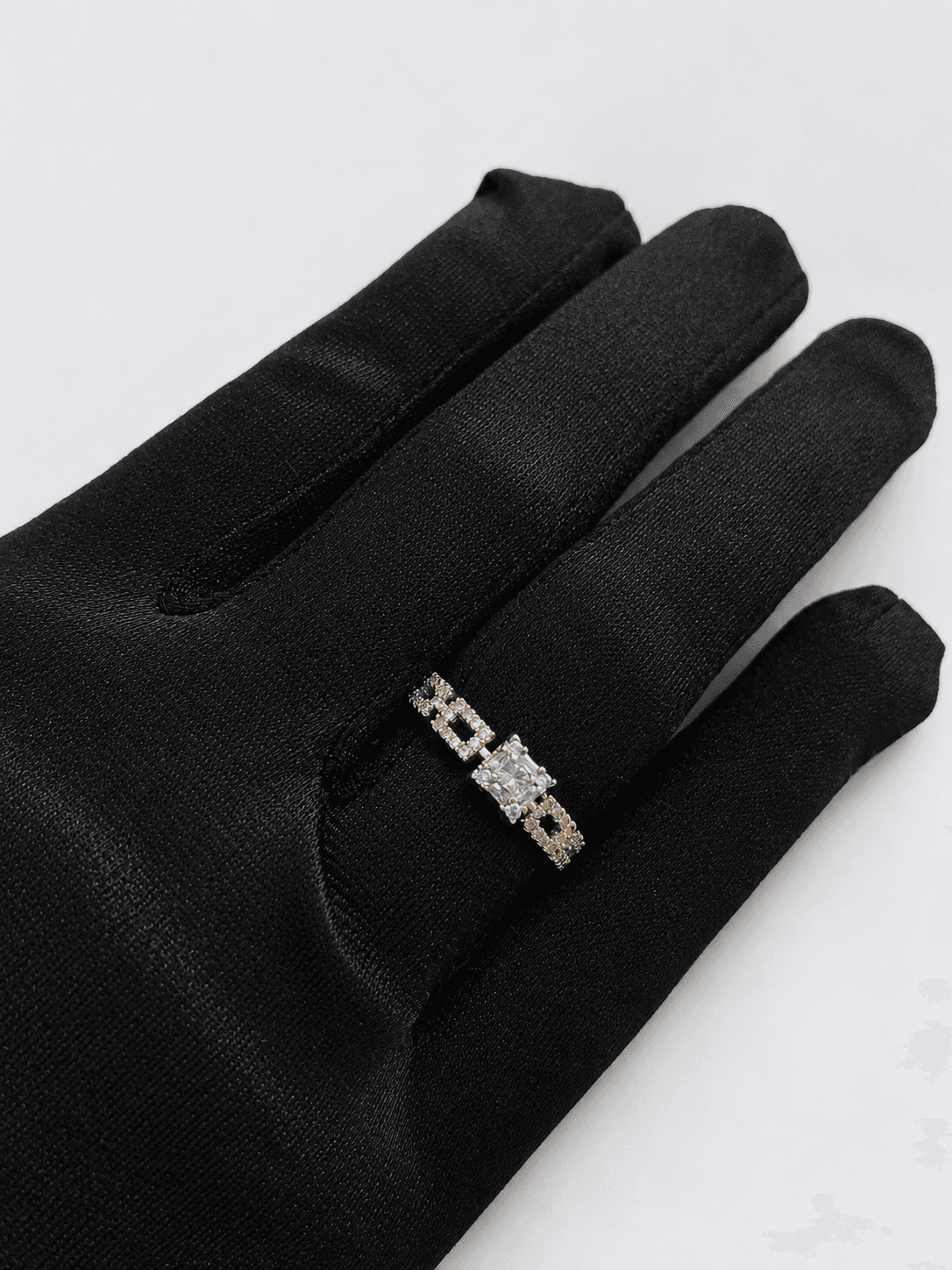 Geometric Princess-Cut Solitaire Chain Ring(Adjustable)